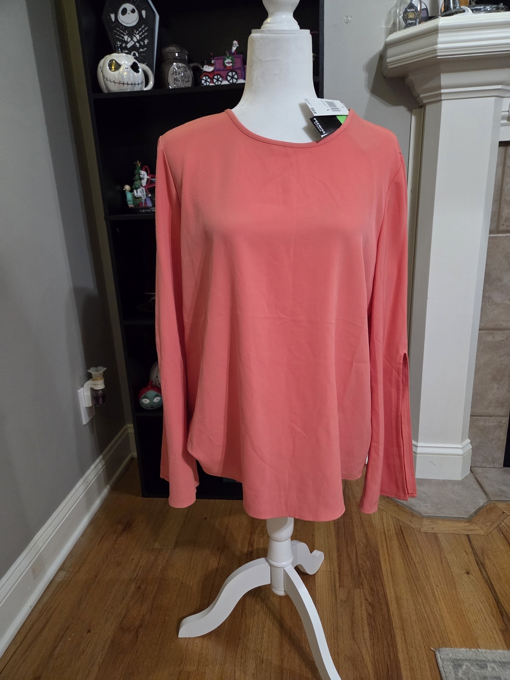 Premise Coral Long-Sleeve Crewneck Top